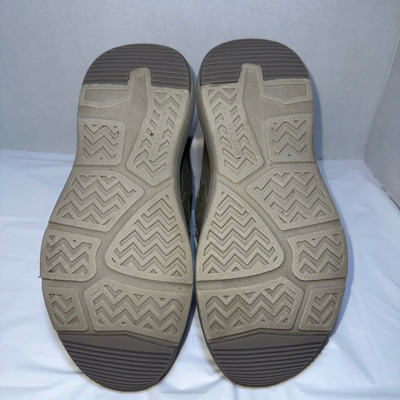 Skechers goga mat Arch Slip-On Men's Casual Slip-On Shoes - Olive and Black - Picture 7 of 8